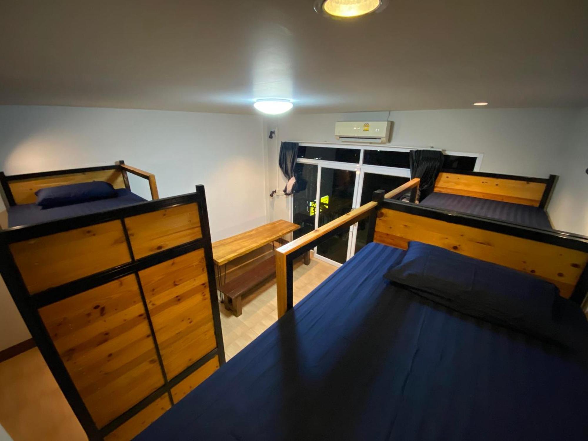 Eq Hostel Thong Sala Extérieur photo