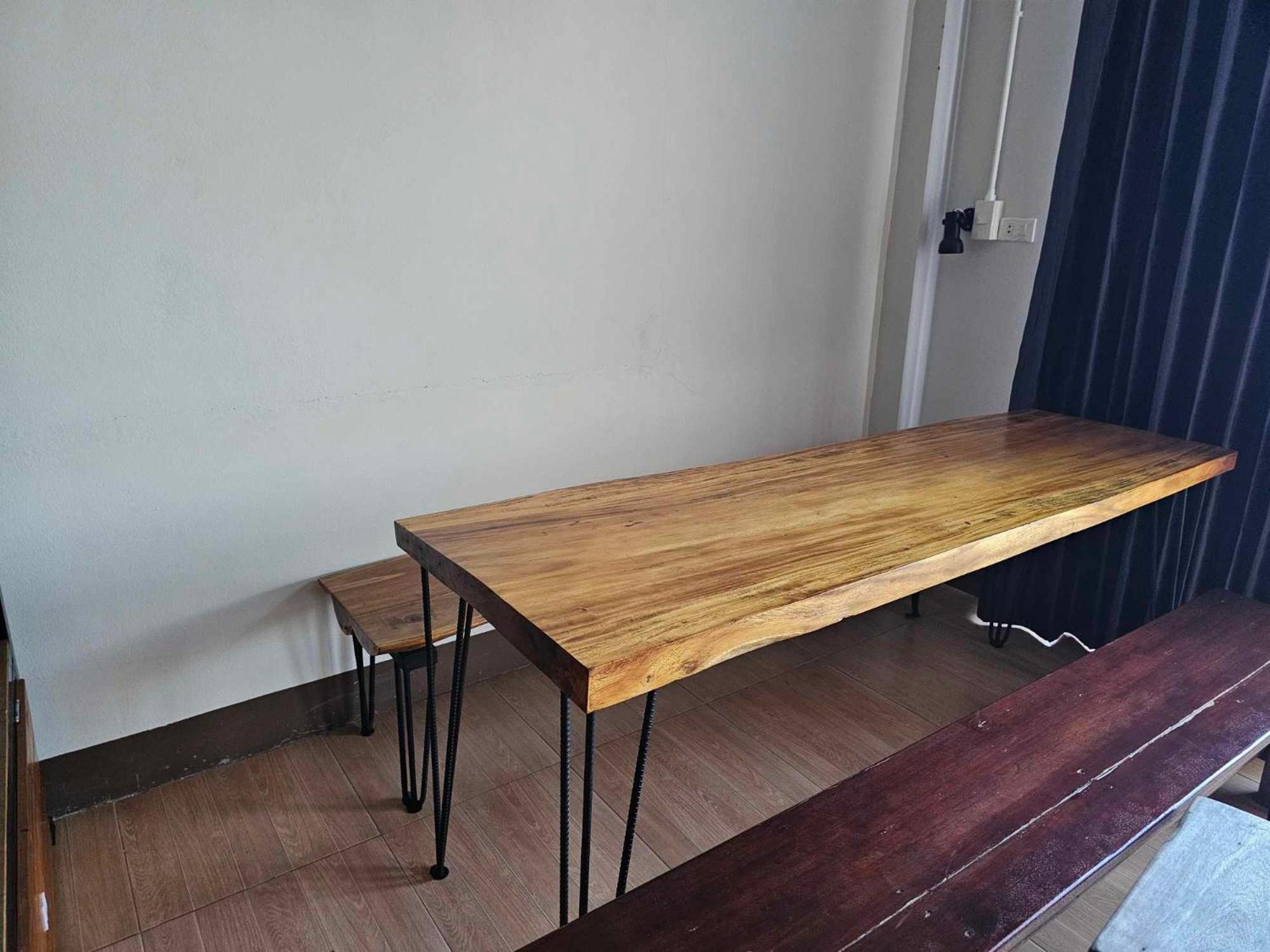 Eq Hostel Thong Sala Extérieur photo