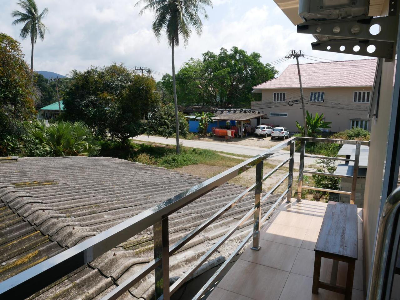 Eq Hostel Thong Sala Extérieur photo